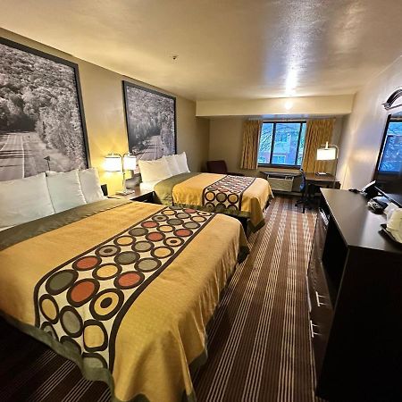 Hotel Super 8 By Wyndham Eau Claire Wi Zewnętrze zdjęcie