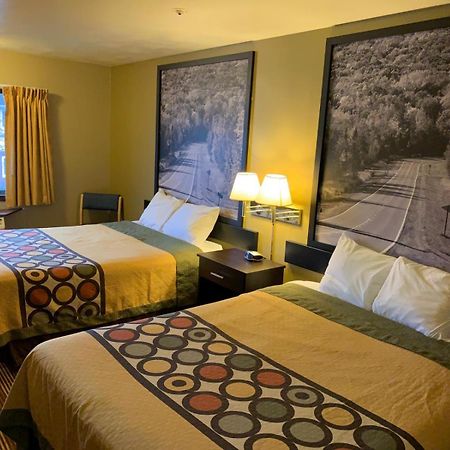 Hotel Super 8 By Wyndham Eau Claire Wi Zewnętrze zdjęcie