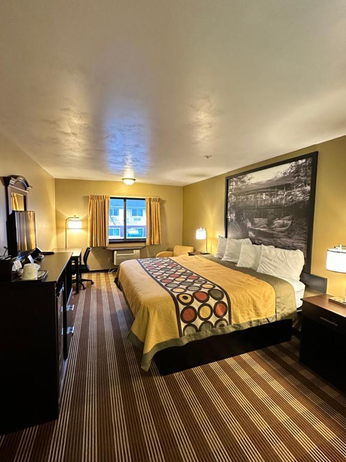 Hotel Super 8 By Wyndham Eau Claire Wi Zewnętrze zdjęcie
