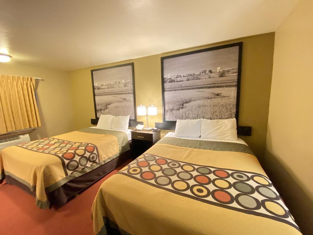 Hotel Super 8 By Wyndham Eau Claire Wi Zewnętrze zdjęcie